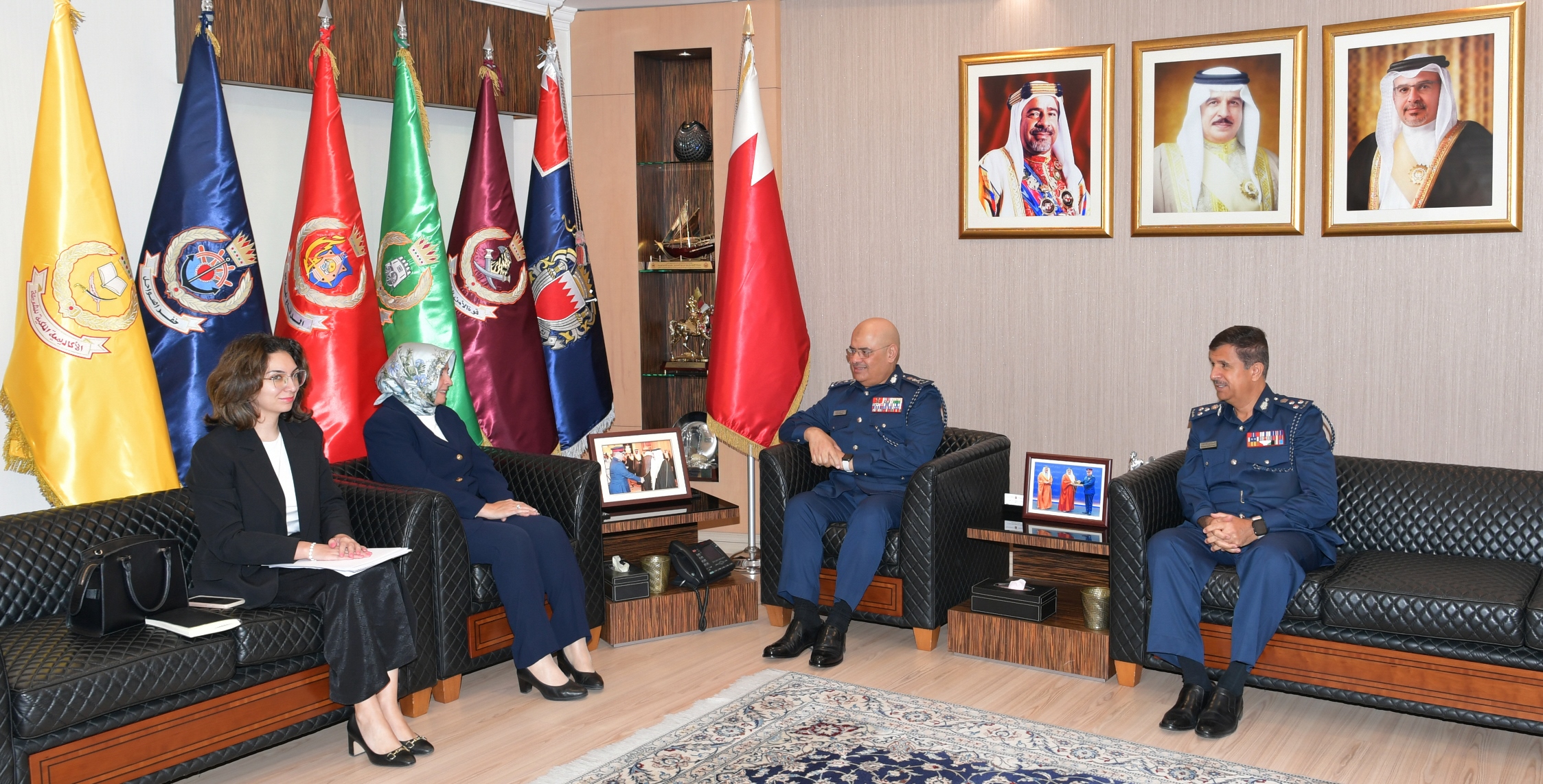 رئيس الأمن العام يستقبل سفيرة الجمهورية التركية لدى مملكة البحرين<